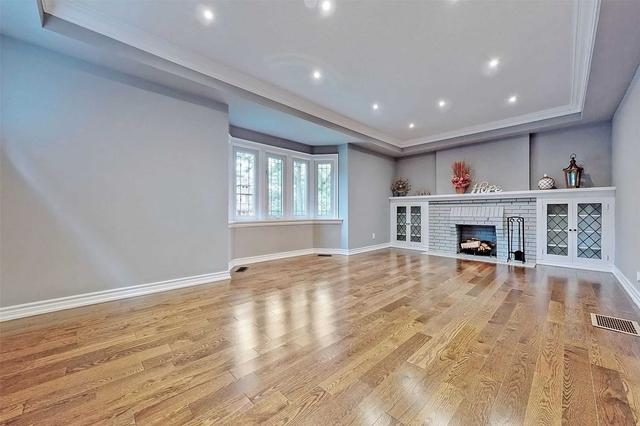 49 Chudleigh Ave, House detached with 3 bedrooms, 3 bathrooms and 1 parking in Toronto ON | Image 36