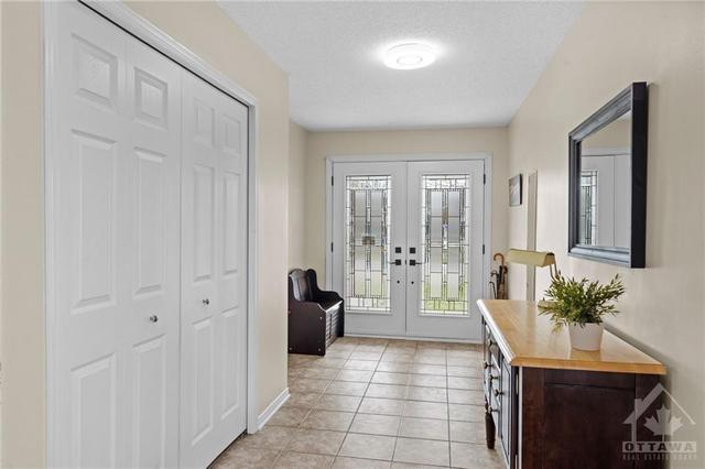 211 Gladeview Private, Townhouse with 2 bedrooms, 3 bathrooms and 4 parking in Ottawa ON | Image 29