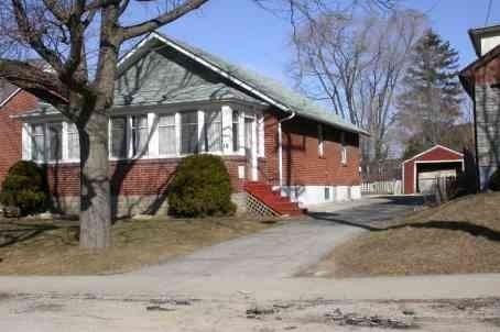 18 College St, House detached with 3 bedrooms, 1 bathrooms and 4 parking in Toronto ON | Image 1