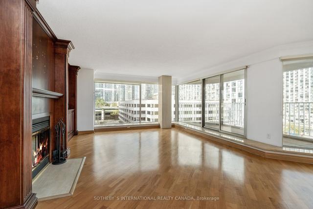 512 - 401 Queens Quay W, Condo with 2 bedrooms, 2 bathrooms and 1 parking in Toronto ON | Image 40