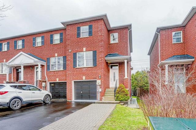 500 Ainsworth Dr, House attached with 3 bedrooms, 3 bathrooms and 5 parking in Newmarket ON | Image 12