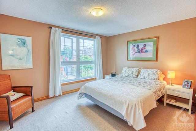 43 Strathcona Avenue, Townhouse with 3 bedrooms, 2 bathrooms and 1 parking in Ottawa ON | Image 15