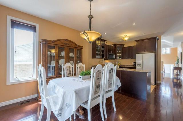 829 Bertrand Terr, House detached with 3 bedrooms, 3 bathrooms and 4 parking in Peterborough ON | Image 39