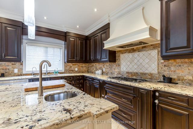461 Lynd Ave, House detached with 4 bedrooms, 5 bathrooms and 8 parking in Mississauga ON | Image 3