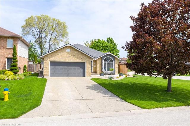 367 Fanshawe Drive, House detached with 4 bedrooms, 2 bathrooms and 4 parking in Sarnia ON | Image 14