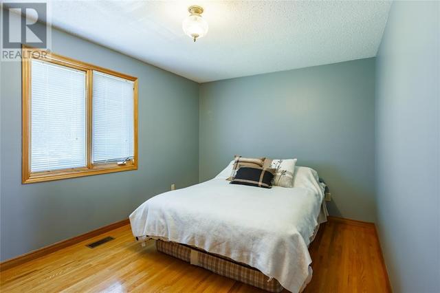 873 Maxwell Street, House detached with 4 bedrooms, 3 bathrooms and null parking in Sarnia ON | Image 25