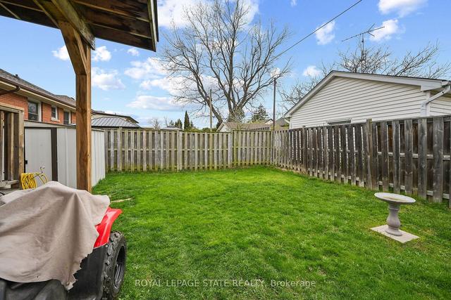352 East 28th St, House detached with 2 bedrooms, 2 bathrooms and 5 parking in Hamilton ON | Image 30