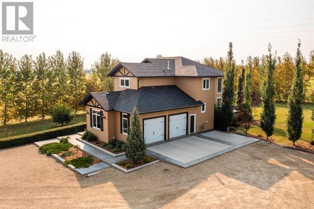 25229 Township Road 410, House detached with 5 bedrooms, 3 bathrooms and 6 parking in Lacombe County AB | Image 4