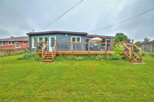6606 Glendoone St, House detached with 3 bedrooms, 2 bathrooms and 5 parking in Niagara Falls ON | Image 5