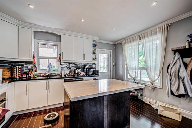 1309&11 Dupont St, House semidetached with 6 bedrooms, 5 bathrooms and 2 parking in Toronto ON | Image 17