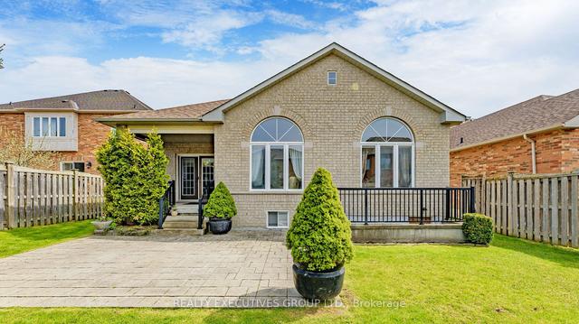 48 Timber Valley Ave, House detached with 3 bedrooms, 2 bathrooms and 4 parking in Richmond Hill ON | Image 26