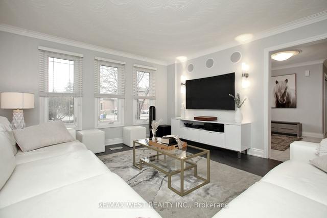 39 Moccasin Tr, House detached with 3 bedrooms, 4 bathrooms and 6 parking in Vaughan ON | Image 24