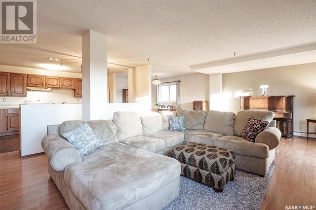 202 - 510 5th Avenue N, Condo with 2 bedrooms, 2 bathrooms and null parking in Saskatoon SK | Image 2