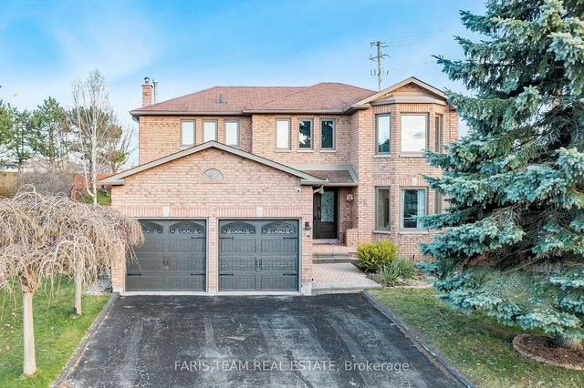 11 Cityview Circ, House detached with 4 bedrooms, 4 bathrooms and 4 parking in Barrie ON | Image 1