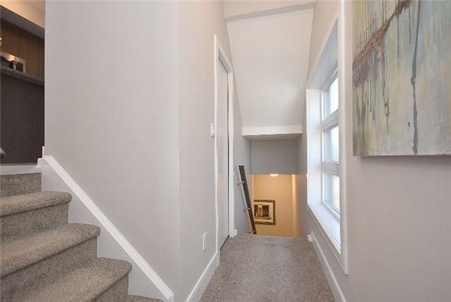 12 - 60 Arkell St E, Townhouse with 3 bedrooms, 4 bathrooms and 1 parking in Guelph ON | Image 3