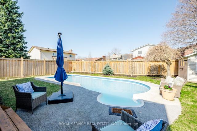 2138 Lorraine Dr, House detached with 3 bedrooms, 4 bathrooms and 6 parking in Peterborough ON | Image 33