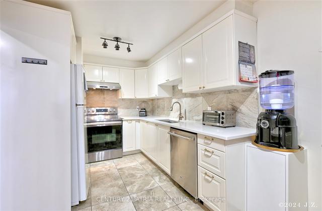 219 - 4005 Don Mills Rd, Townhouse with 2 bedrooms, 2 bathrooms and 1 parking in Toronto ON | Image 20