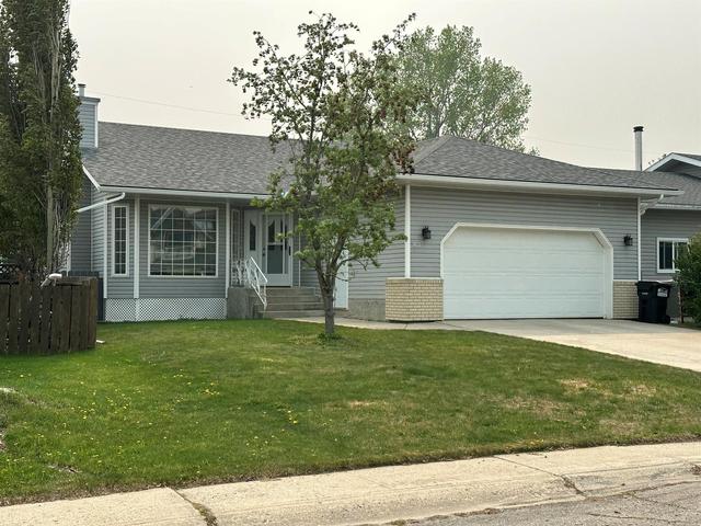 1413 22 Avenue, House detached with 3 bedrooms, 2 bathrooms and 3 parking in Didsbury AB | Image 2