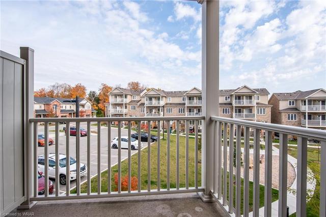 39 - 403 Westwood Drive, House attached with 3 bedrooms, 1 bathrooms and 2 parking in Kitchener ON | Image 2