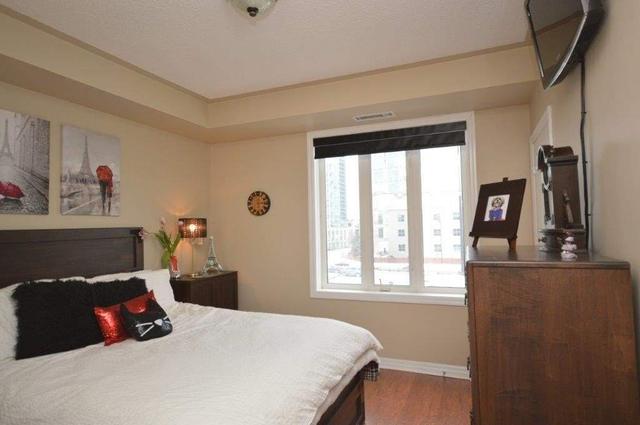 218 - 245 Dalesford Rd, Condo with 1 bedrooms, 1 bathrooms and 1 parking in Toronto ON | Image 2
