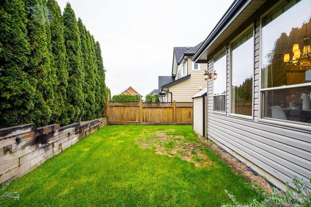 5962 163a Street, House detached with 4 bedrooms, 4 bathrooms and 4 parking in Surrey BC | Image 36
