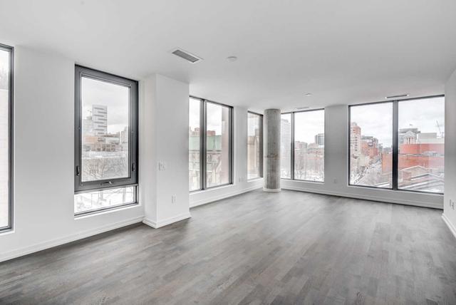 602 - 60 Colborne St, Condo with 2 bedrooms, 2 bathrooms and 1 parking in Toronto ON | Image 2