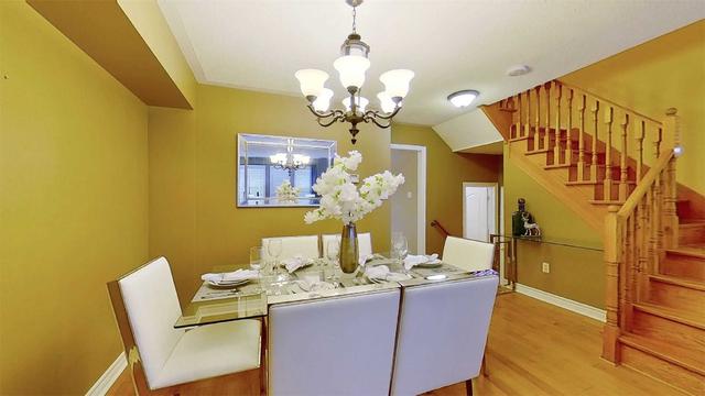 86 Castle Park Blvd, House semidetached with 3 bedrooms, 3 bathrooms and 2 parking in Vaughan ON | Image 36