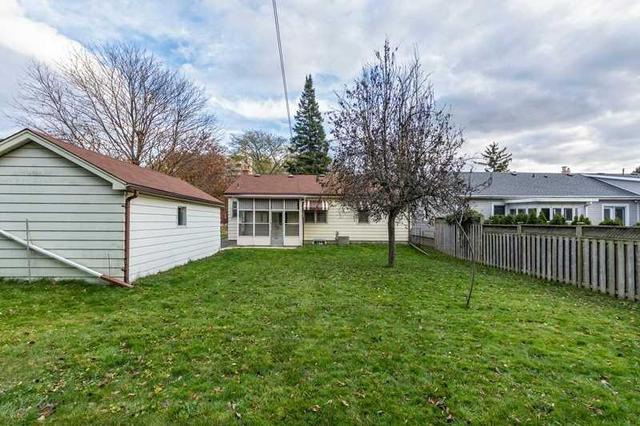 1181 Bellview St, House detached with 3 bedrooms, 2 bathrooms and 3 parking in Burlington ON | Image 19