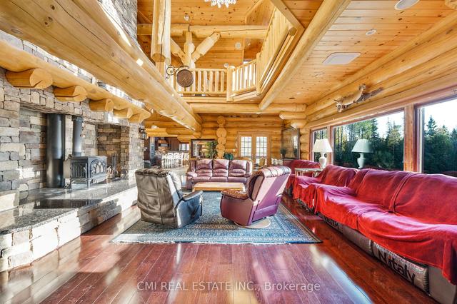 240 Kanichee Mine Rd, House detached with 9 bedrooms, 6 bathrooms and 6 parking in Temagami ON | Image 34