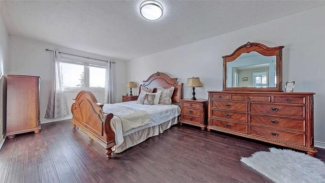 1043 Bradbury Chse, House detached with 4 bedrooms, 4 bathrooms and 8 parking in Mississauga ON | Image 14