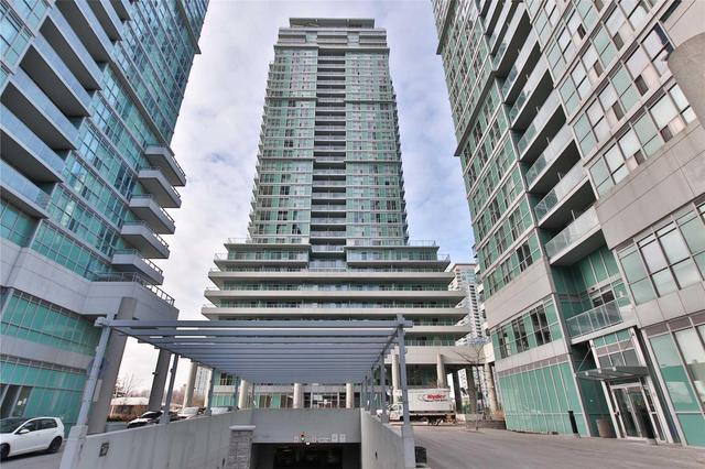 807 - 60 Town Centre Crt, Condo with 1 bedrooms, 1 bathrooms and 1 parking in Toronto ON | Image 2