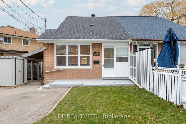 29 Northover St, House semidetached with 3 bedrooms, 3 bathrooms and 4 parking in Toronto ON | Image 12