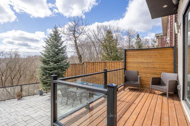 46 Ravenscrest Dr, House detached with 4 bedrooms, 5 bathrooms and 5 parking in Toronto ON | Image 15