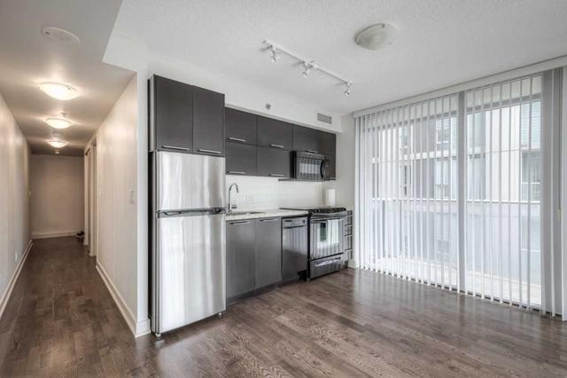 626 - 21 Nelson St, Condo with 1 bedrooms, 1 bathrooms and 0 parking in Toronto ON | Image 12