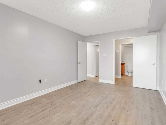 509 - 40 Panorama Crt, Condo with 2 bedrooms, 1 bathrooms and 1 parking in Toronto ON | Image 9