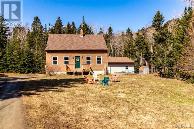 25 Lake Road, House detached with 3 bedrooms, 1 bathrooms and null parking in Kingston NB | Image 1