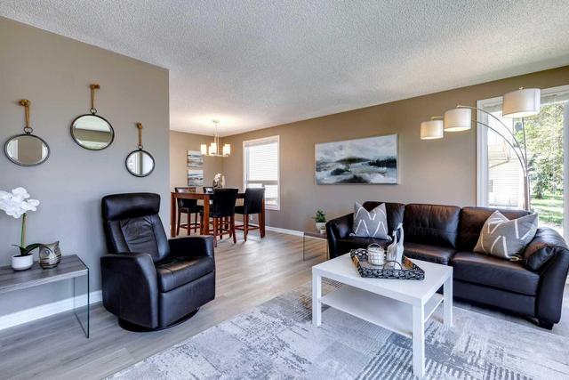 1035 Riverbend Drive Se, House detached with 4 bedrooms, 2 bathrooms and 2 parking in Calgary AB | Image 5