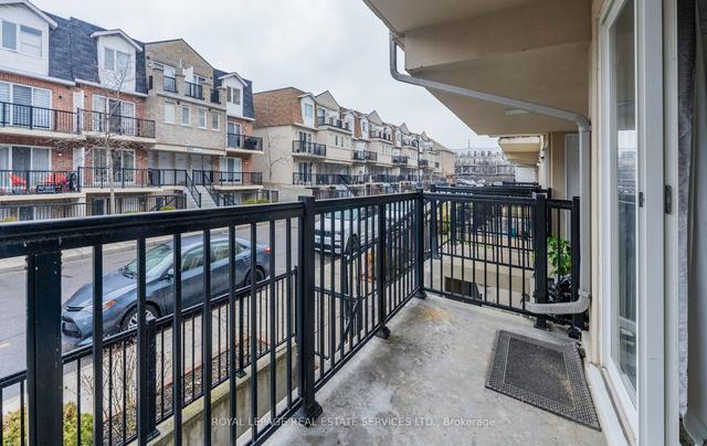 2054 - 3041 Finch Ave W, Townhouse with 2 bedrooms, 1 bathrooms and 2 parking in Toronto ON | Image 17