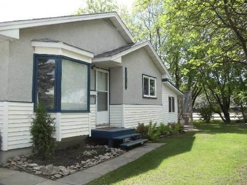 3457 11st St W, House detached with 2 bedrooms, 2 bathrooms and 6 parking in Saskatoon SK | Image 1