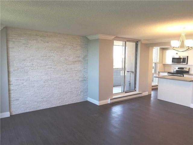 1002 - 50 Inverlochy Blvd, Condo with 3 bedrooms, 2 bathrooms and 1 parking in Markham ON | Image 1