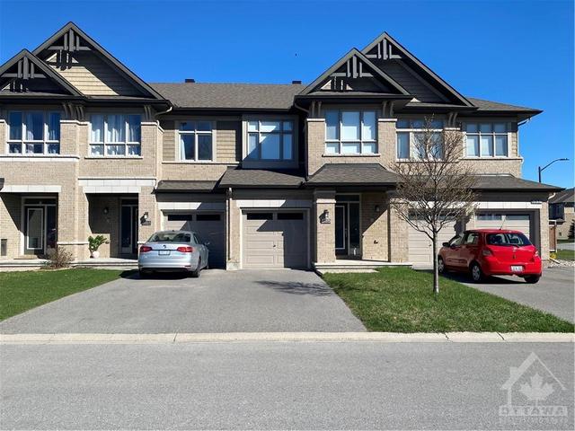 535 Stargazer Crescent, Townhouse with 4 bedrooms, 3 bathrooms and 3 parking in Ottawa ON | Image 1