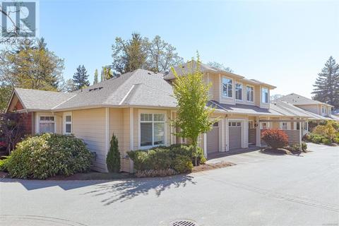 84 - 850 Parklands Dr, House attached with 2 bedrooms, 2 bathrooms and 2 parking in Esquimalt BC | Card Image