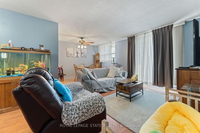 304 - 21 East Ave S, Condo with 2 bedrooms, 2 bathrooms and 2 parking in Hamilton ON | Image 8