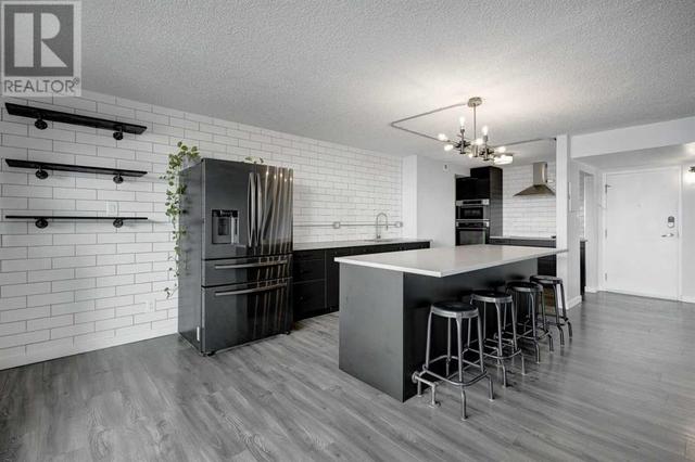 2912, - 221 6 Avenue Se, Condo with 2 bedrooms, 1 bathrooms and null parking in Calgary AB | Image 8
