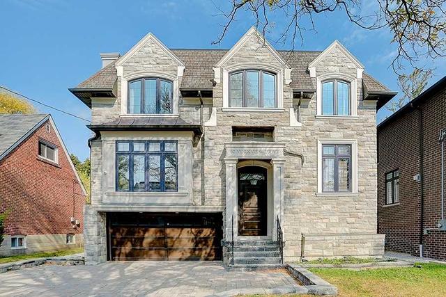 62 Yorkview Dr, House detached with 4 bedrooms, 6 bathrooms and 6 parking in Toronto ON | Image 1