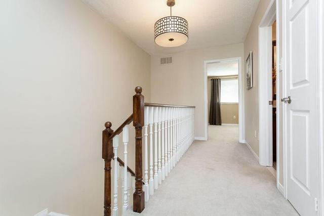 4483 Victory Crt, House attached with 3 bedrooms, 2 bathrooms and 2 parking in Burlington ON | Image 10