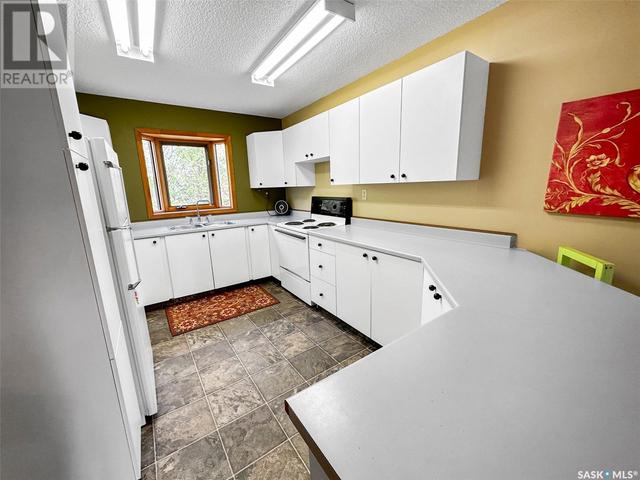 205 Wall Ridge Trail, House detached with 3 bedrooms, 2 bathrooms and null parking in Lac Pelletier No. 107 SK | Image 5