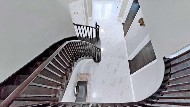 1043 Bradbury Chse, House detached with 4 bedrooms, 4 bathrooms and 8 parking in Mississauga ON | Image 13