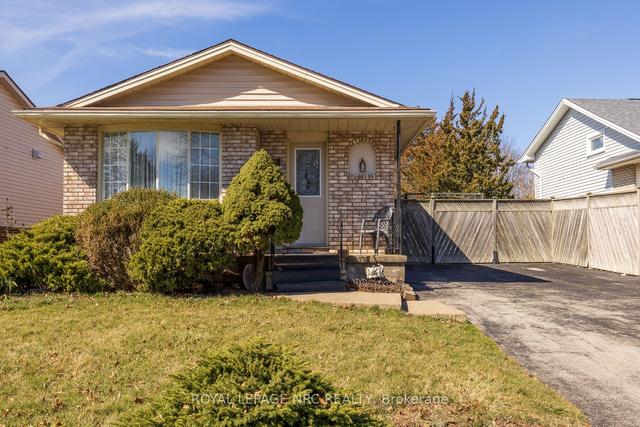4099 Brookdale Dr, House detached with 3 bedrooms, 2 bathrooms and 6 parking in Niagara Falls ON | Image 22