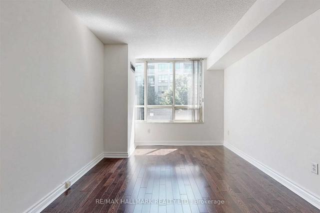 310 - 215 The Donway W, Condo with 2 bedrooms, 2 bathrooms and 1 parking in Toronto ON | Image 8